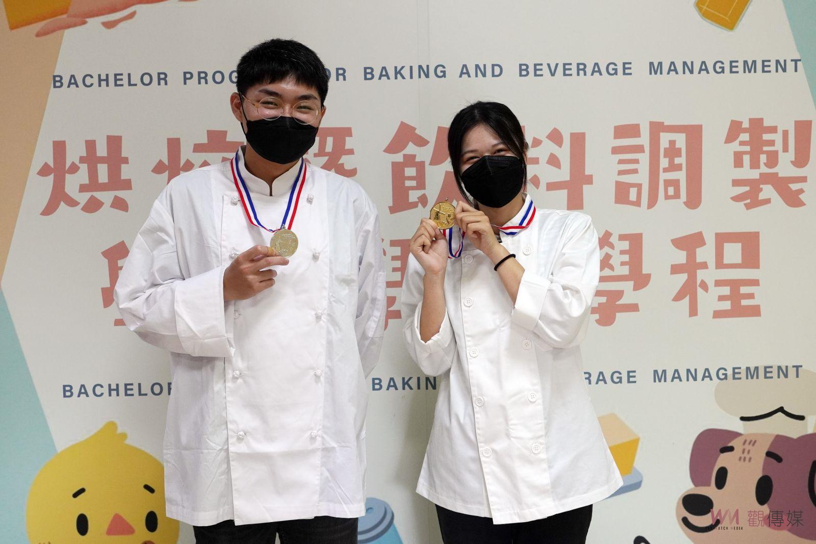 荷蘭國際餐飲挑戰賽大葉大學傳佳績！烘焙飲調學程管世安獲金牌、紀東豫獲銀牌 - https://www.watchmedia01.com