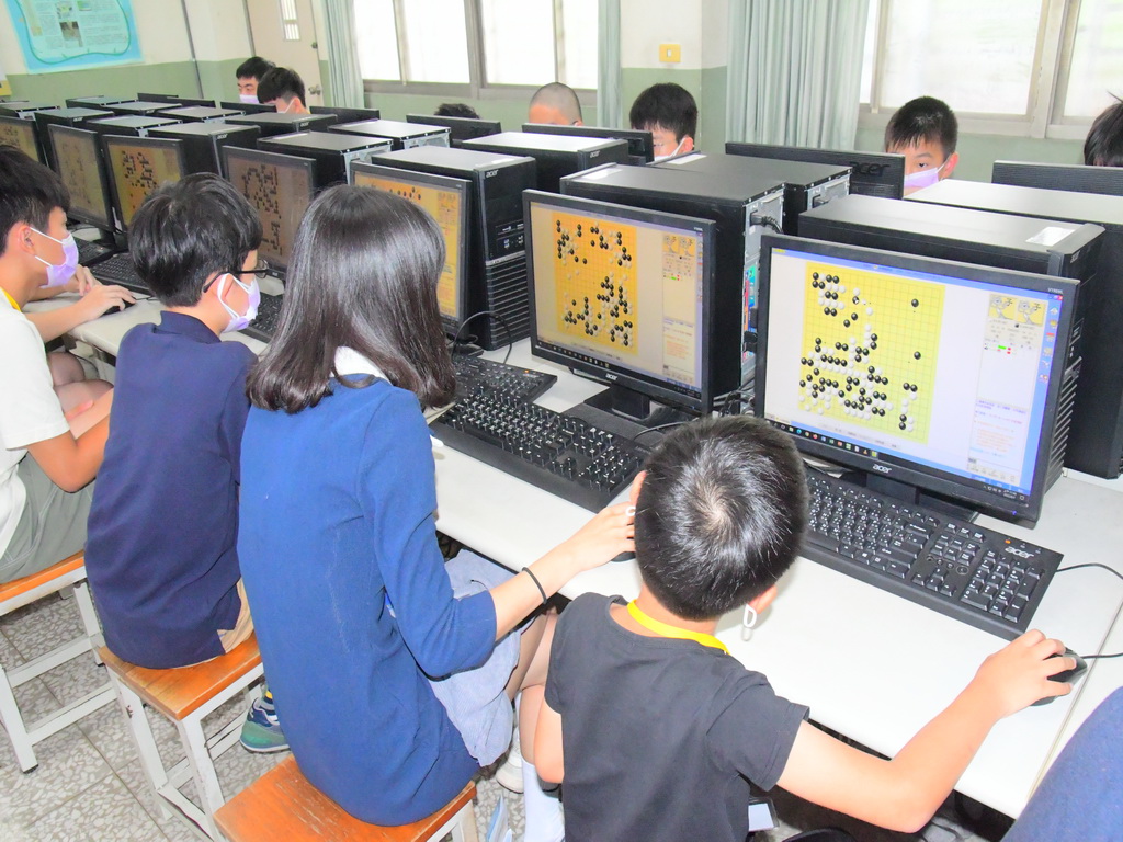以棋會友的雲端切磋 埔心國中協辦兩岸圍棋交流活動 - https://www.watchmedia01.com