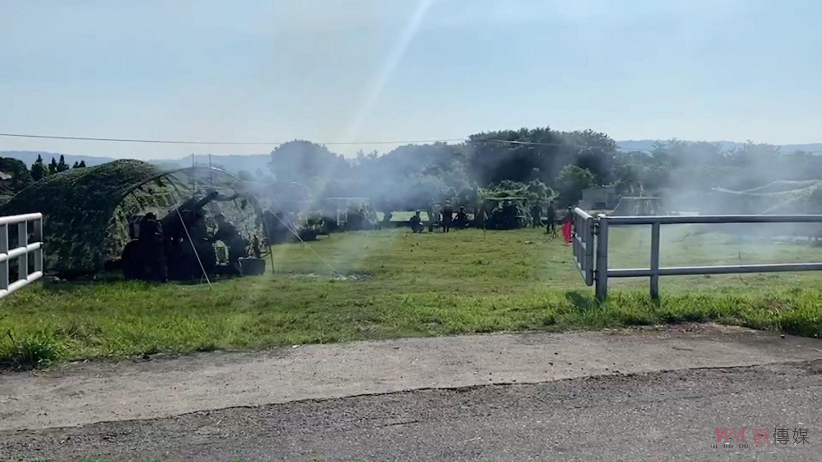 影/砲聲隆隆!很震撼!陸軍砲兵部隊M105榴彈砲射擊訓練 軍事迷震撼 - https://www.watchmedia01.com
