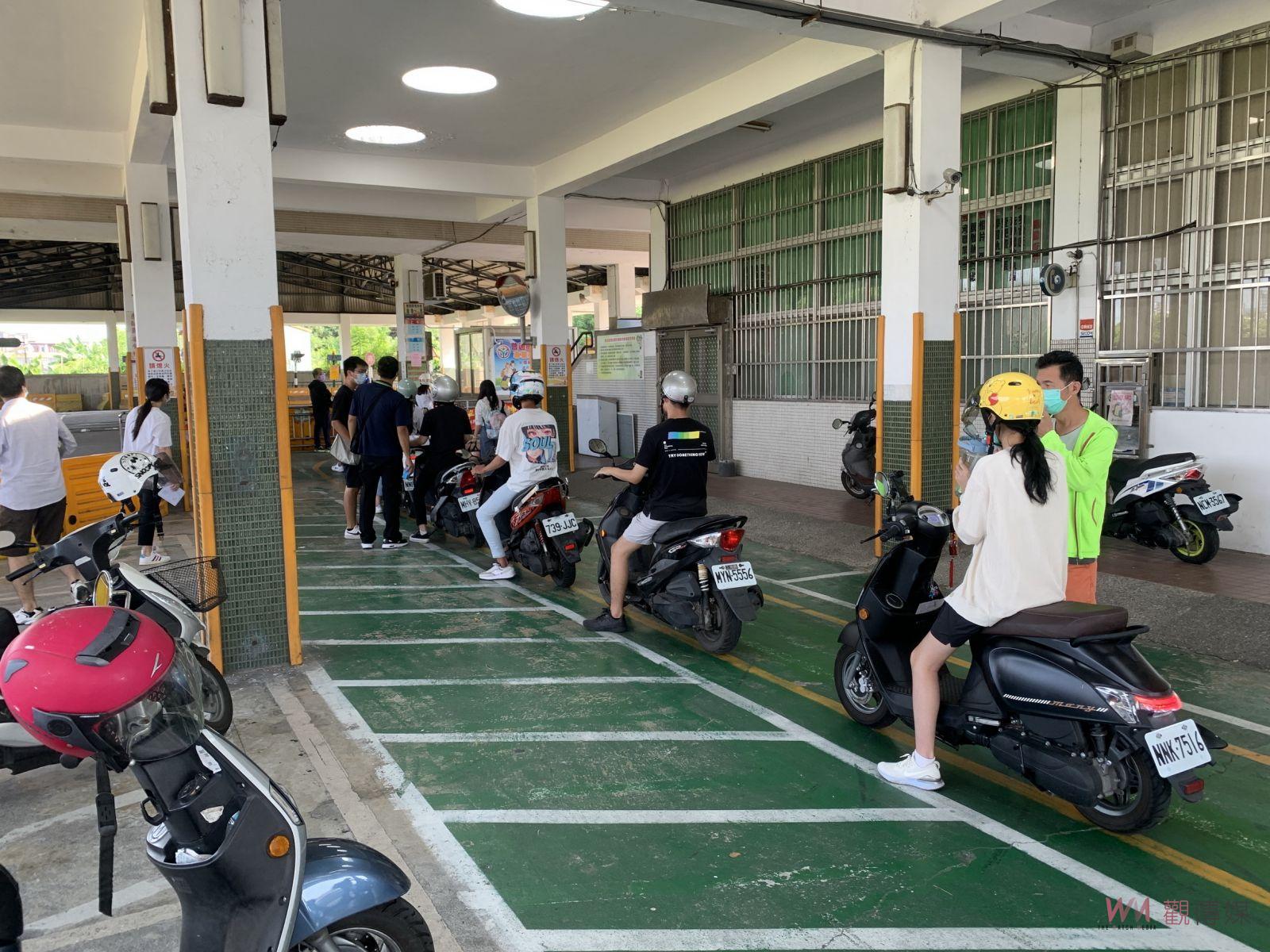 影／彰化監理站820加開機車考照假日門市　報考者手腳要快 - https://www.watchmedia01.com