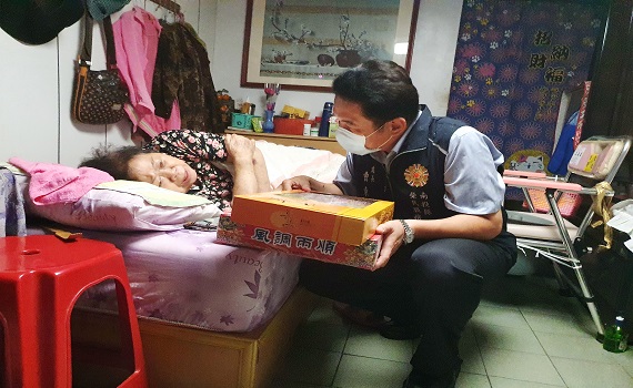 南投榮服處溫馨關懷因公傷殘退役官兵及年長榮民眷 - https://www.watchmedia01.com