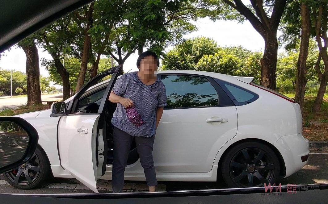 少小離家老大回景物全非　虎警協助迷途歸國女士返家 - https://www.watchmedia01.com