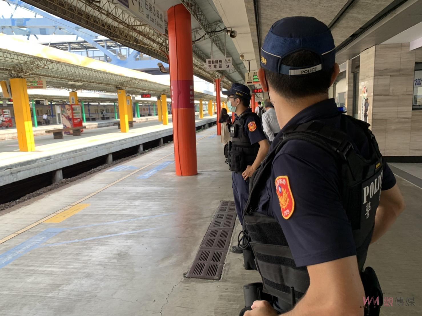 影／不滿臺鐵太魯閣號停駛！「鐵道迷」揚言臥軌抗議警方逮捕送醫 - https://www.watchmedia01.com