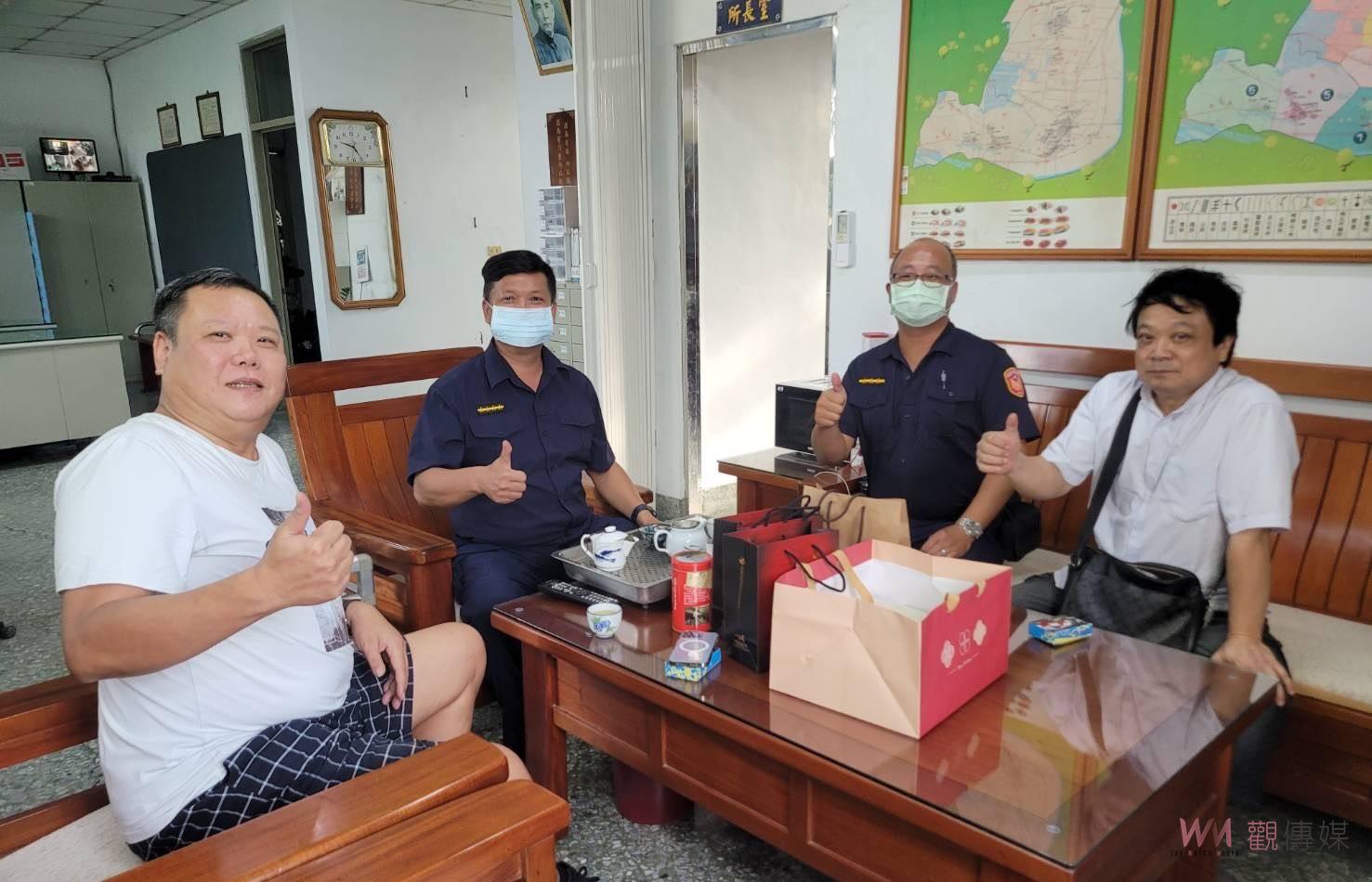 中秋節前夕慰問基層員警　北港警友會贈月餅茶葉及咖啡禮盒 - https://www.watchmedia01.com