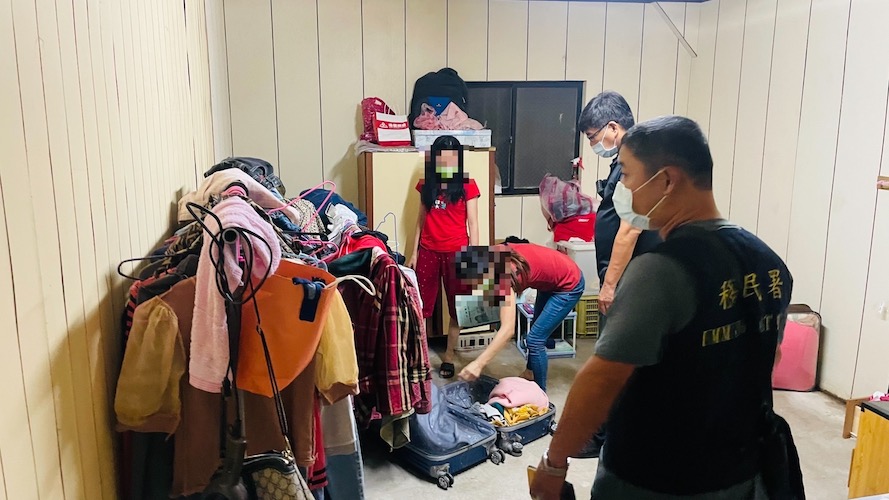 移民署不畏風雨深入山區　一舉查獲5失聯移工及非法雇主、仲介 - https://www.watchmedia01.com