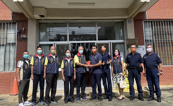 南投縣埔里恒吉宮媽祖廟秋節前夕慰問埔警辛勞 - https://www.watchmedia01.com