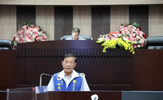 南投縣林明溱縣長施政總報告 八年任內還債減債達75.6億 - https://www.watchmedia01.com