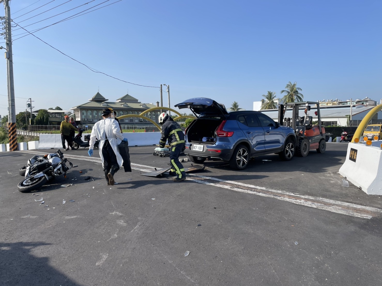 影／上班途中車禍　波麗士大人車禍重傷不治「留一口氣回家」 - https://www.watchmedia01.com
