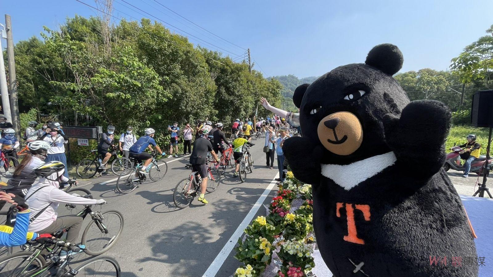 影／騎「旅」趣！沿著鐵「騎」路追逐小火車　參山騎旅500人暢遊田野 - https://www.watchmedia01.com