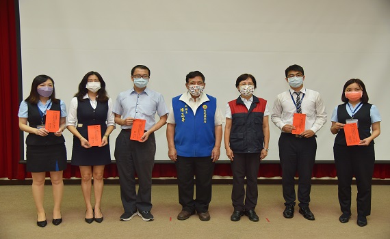 南投縣政府9月治安會報 陳副縣長表揚有功人員 - https://www.watchmedia01.com