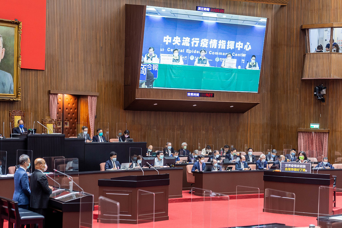指揮中心何時降級　立委王美惠向蘇貞昌質詢討論 - https://www.watchmedia01.com