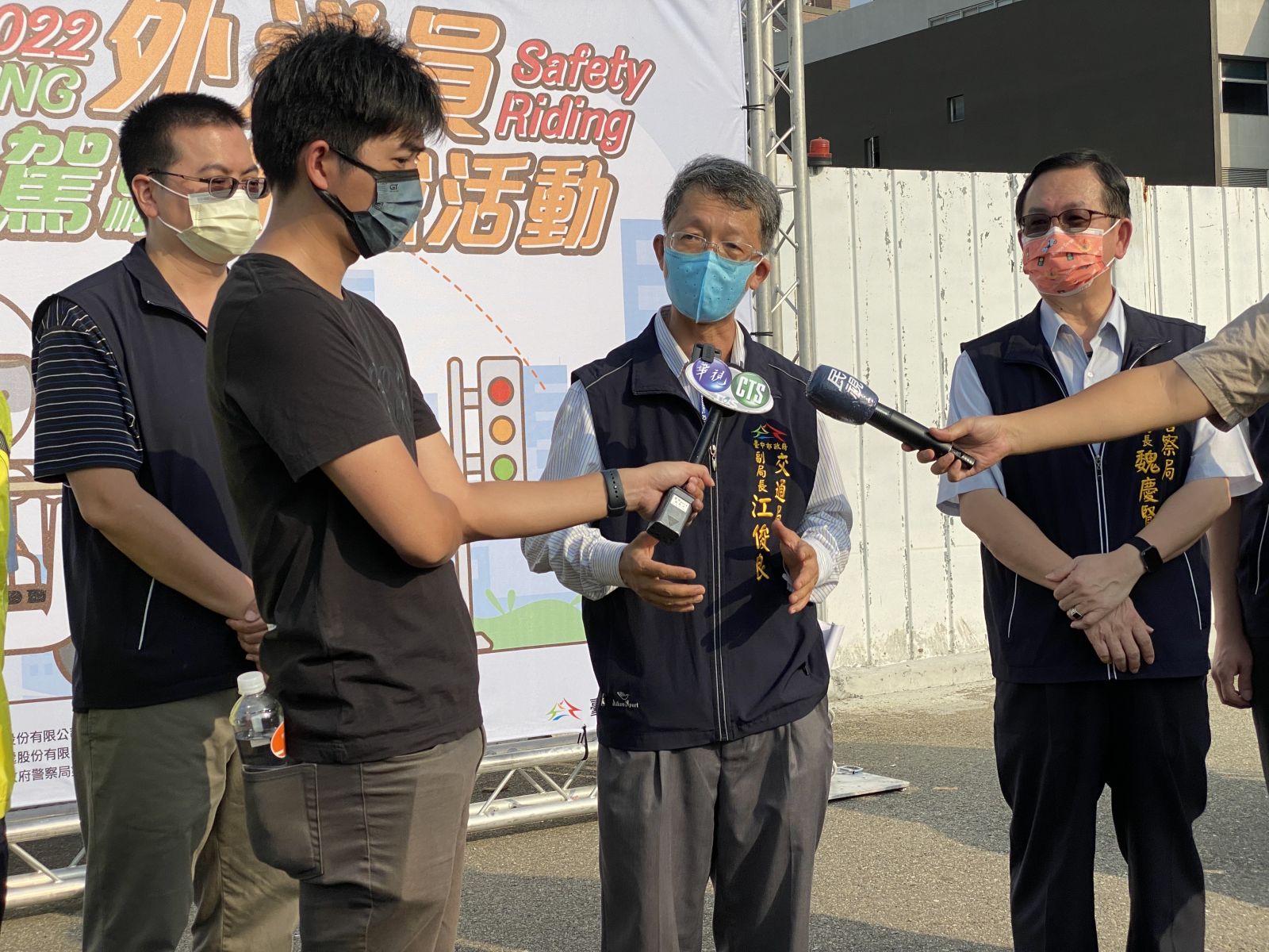 中市道安團隊橫向合作 邀4家外送員夥伴體驗安全駕駛 - https://www.watchmedia01.com