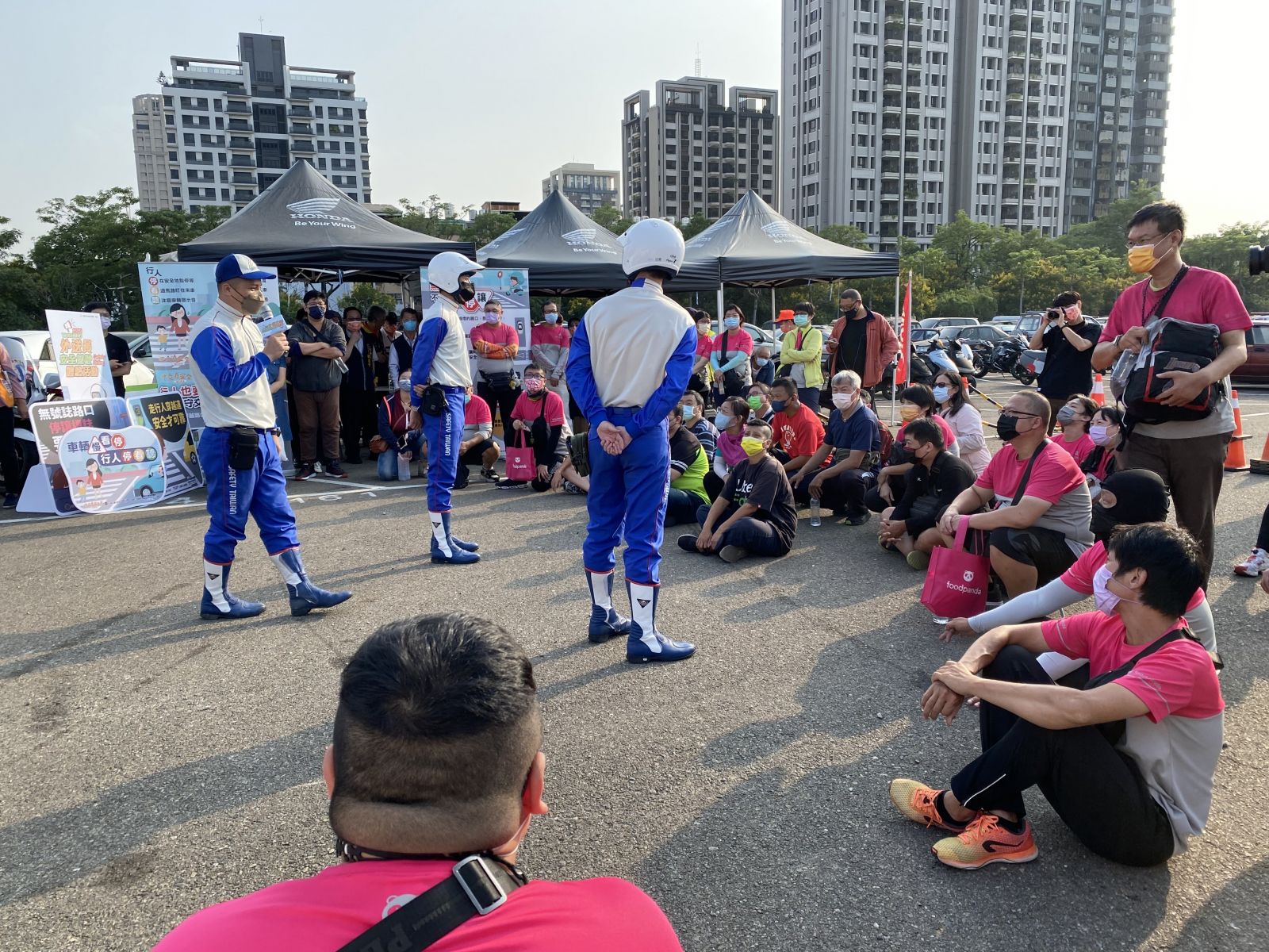 中市道安團隊橫向合作 邀4家外送員夥伴體驗安全駕駛 - https://www.watchmedia01.com