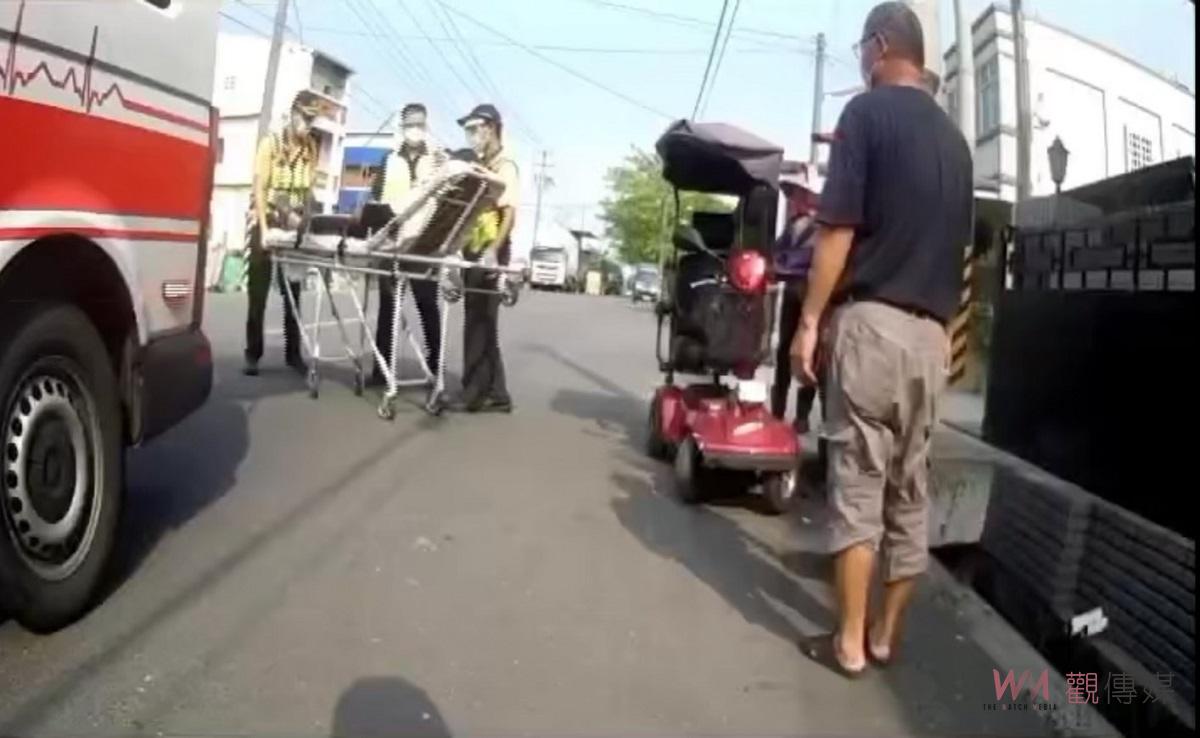 鷹眼警騎機車急迴轉　探頭驚見老翁困水溝 - https://www.watchmedia01.com