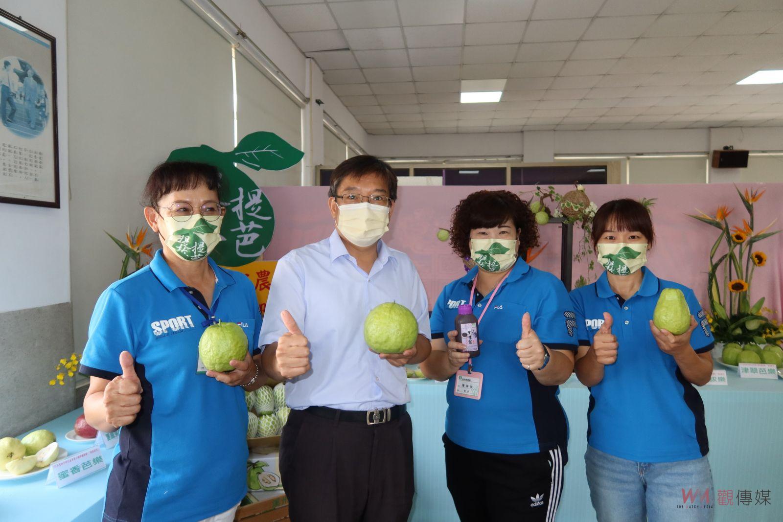 影／芭樂選美秀　溪州鄉農會76組芭樂農競賽　青農張禾茂掄元 - https://www.watchmedia01.com