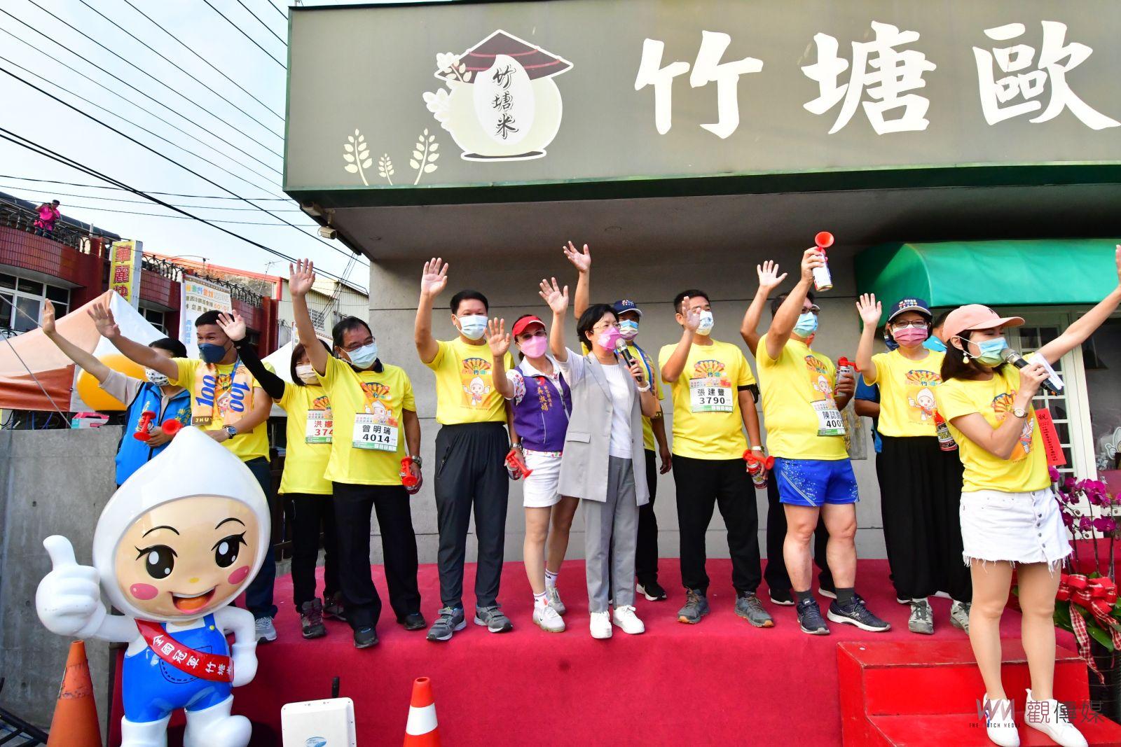 影／2022就愛竹塘米環鄉馬拉松賽　跆拳道戰神朱木炎回鄉領跑 - https://www.watchmedia01.com
