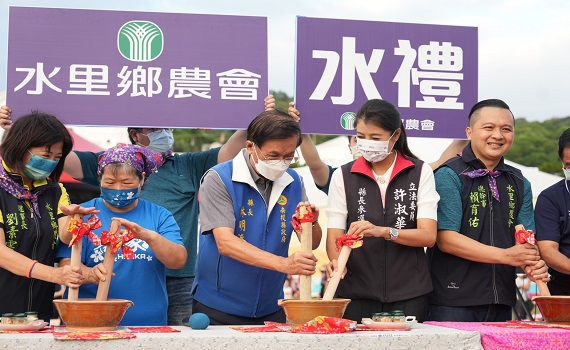 南投茶博千人擂茶 立委許淑華提三大主軸客家政見 - https://www.watchmedia01.com