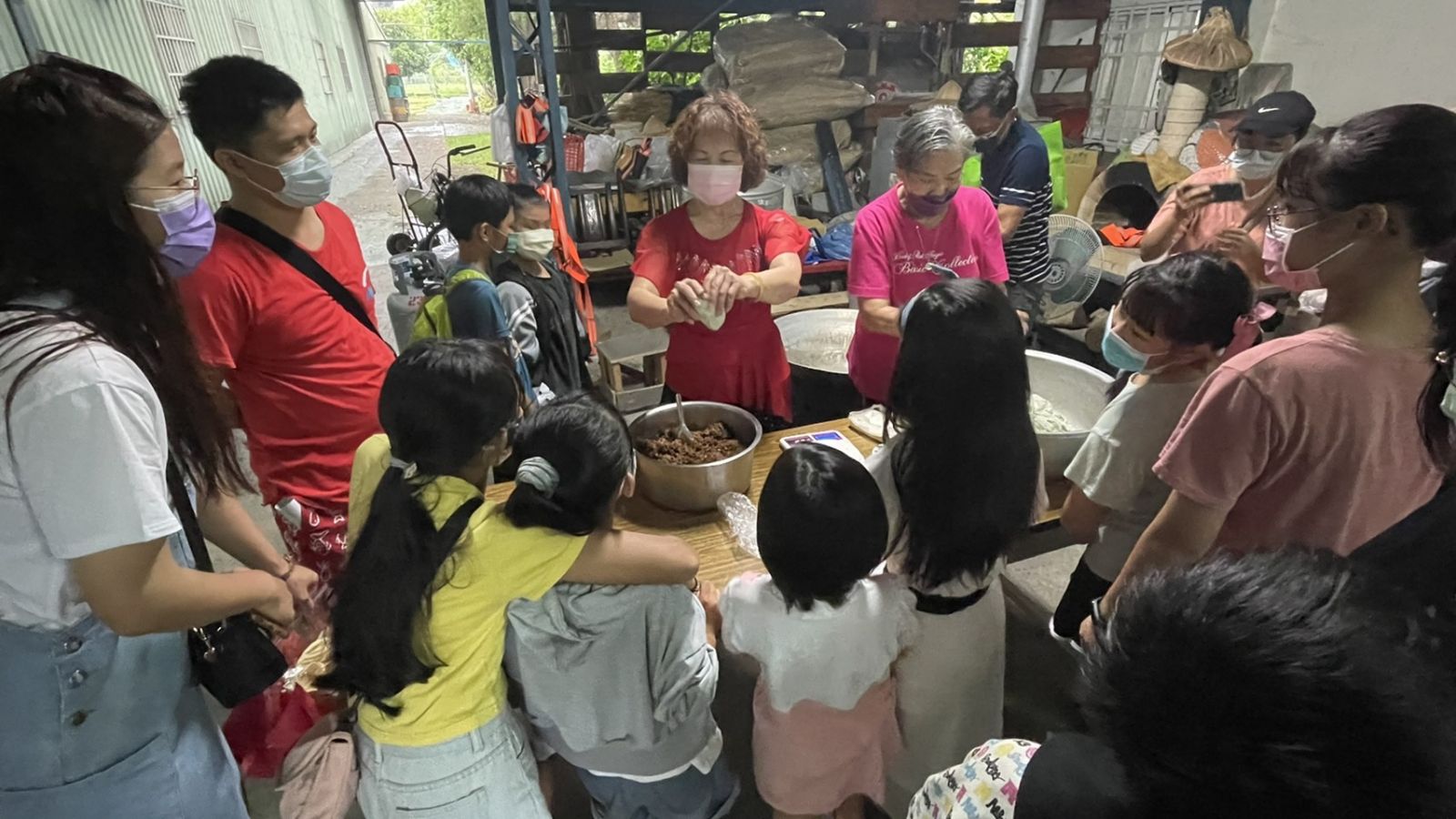 烏日五光社區農遊體驗登場 DIY草仔粿、栽種豌豆苗 - https://www.watchmedia01.com