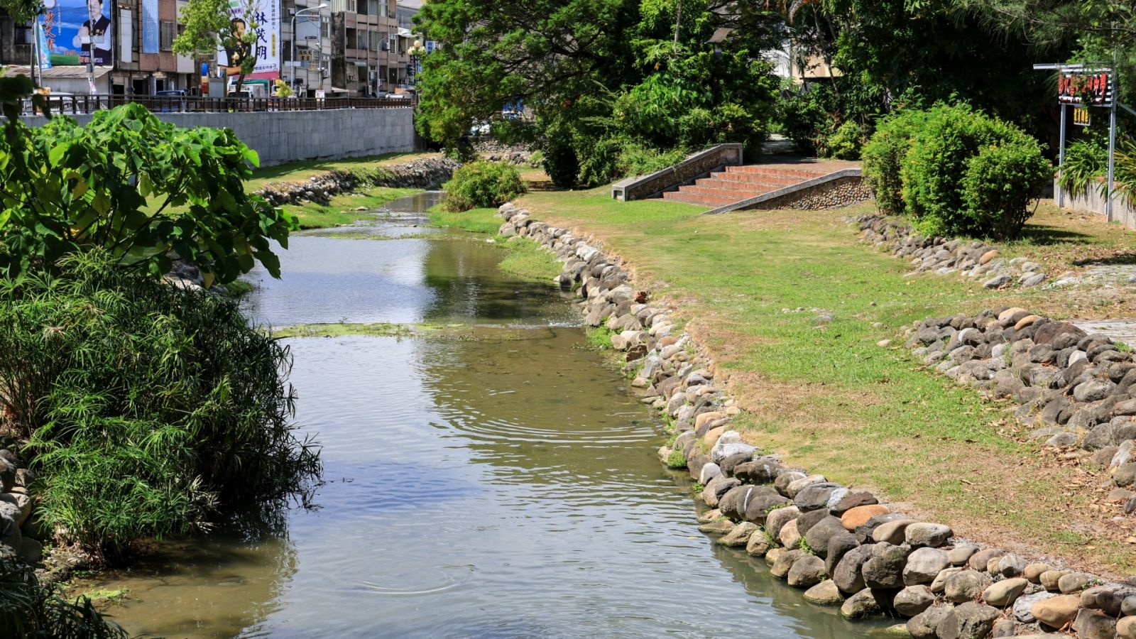 水岸新秘境　不再一條溪兩個世界！打造南郭坑溪成為親水空間 - https://www.watchmedia01.com