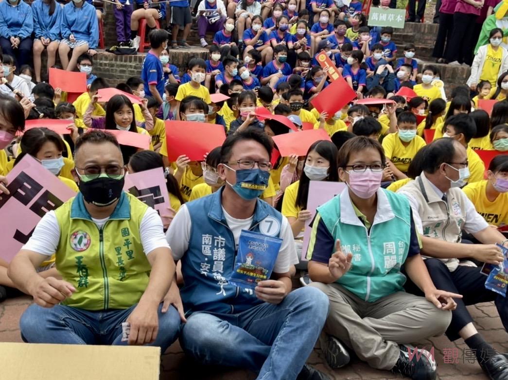 安平古堡奠基399 李伯利獻唱「安平四百冬」暖壽 - https://www.watchmedia01.com