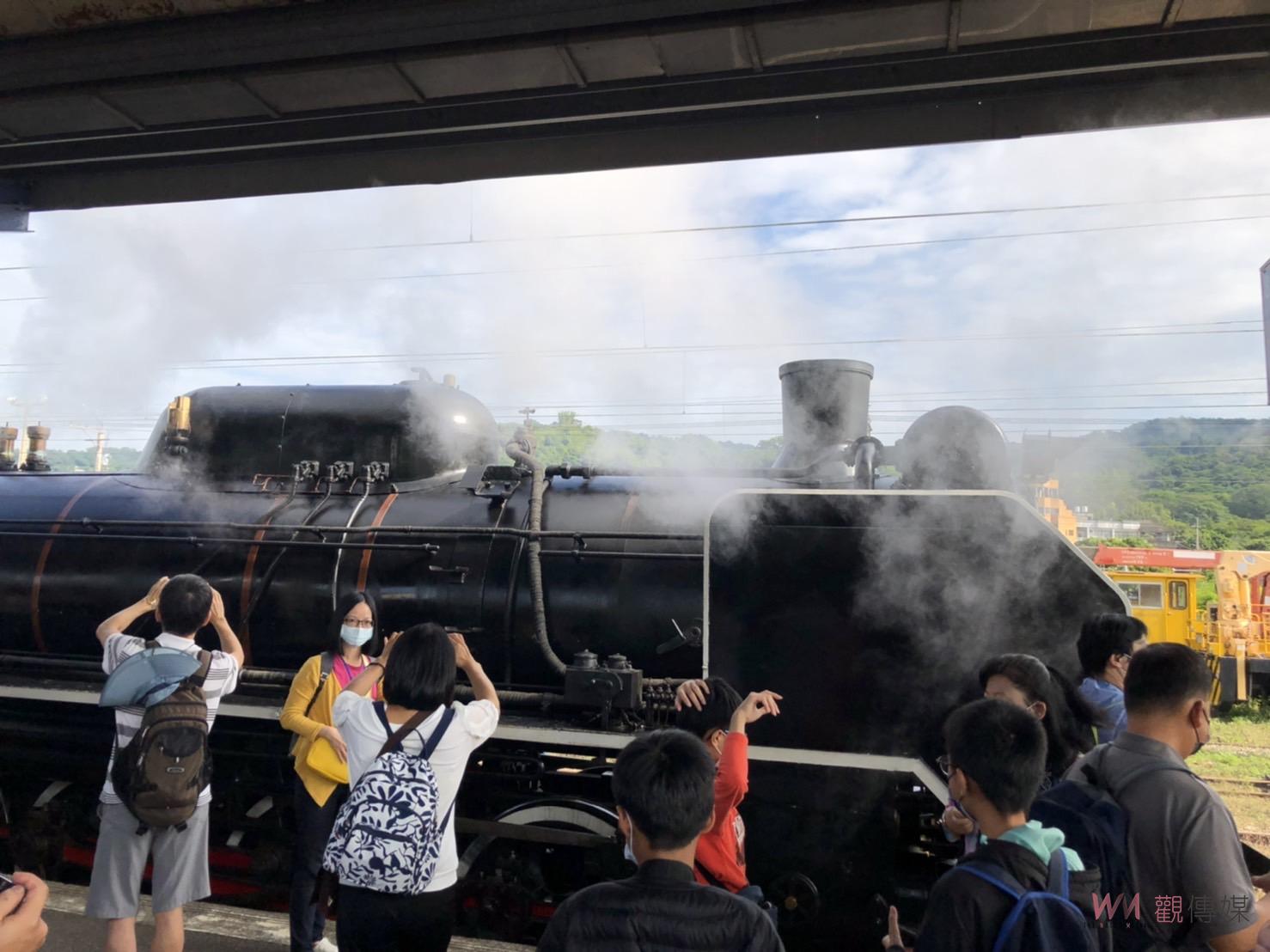 嘟、嘟、嘟-蒸汽火車歡樂啟動參山處帶遊客通水祭、吃辦桌 - https://www.watchmedia01.com