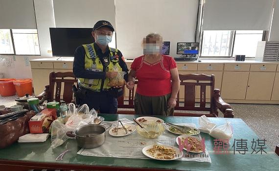暖心馬光警雪中送炭　協助生活困頓長者 - https://www.watchmedia01.com