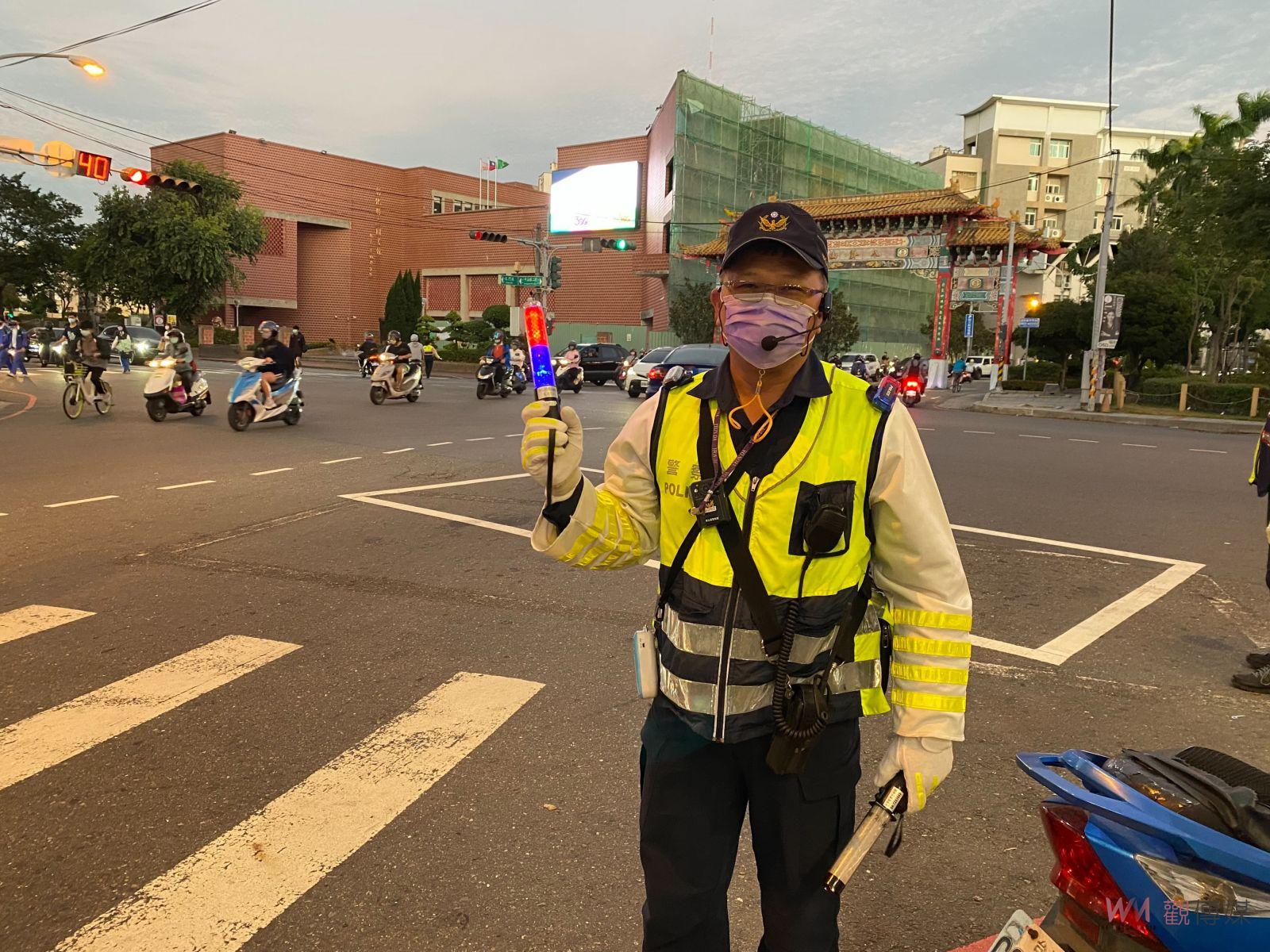 影／交警「嗶嗶哥」江敦霖　獲交通金安獎　還曾救了1名駕駛 - https://www.watchmedia01.com