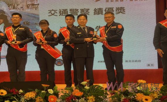 影／交警「嗶嗶哥」江敦霖　獲交通金安獎　還曾救了1名駕駛 - https://www.watchmedia01.com