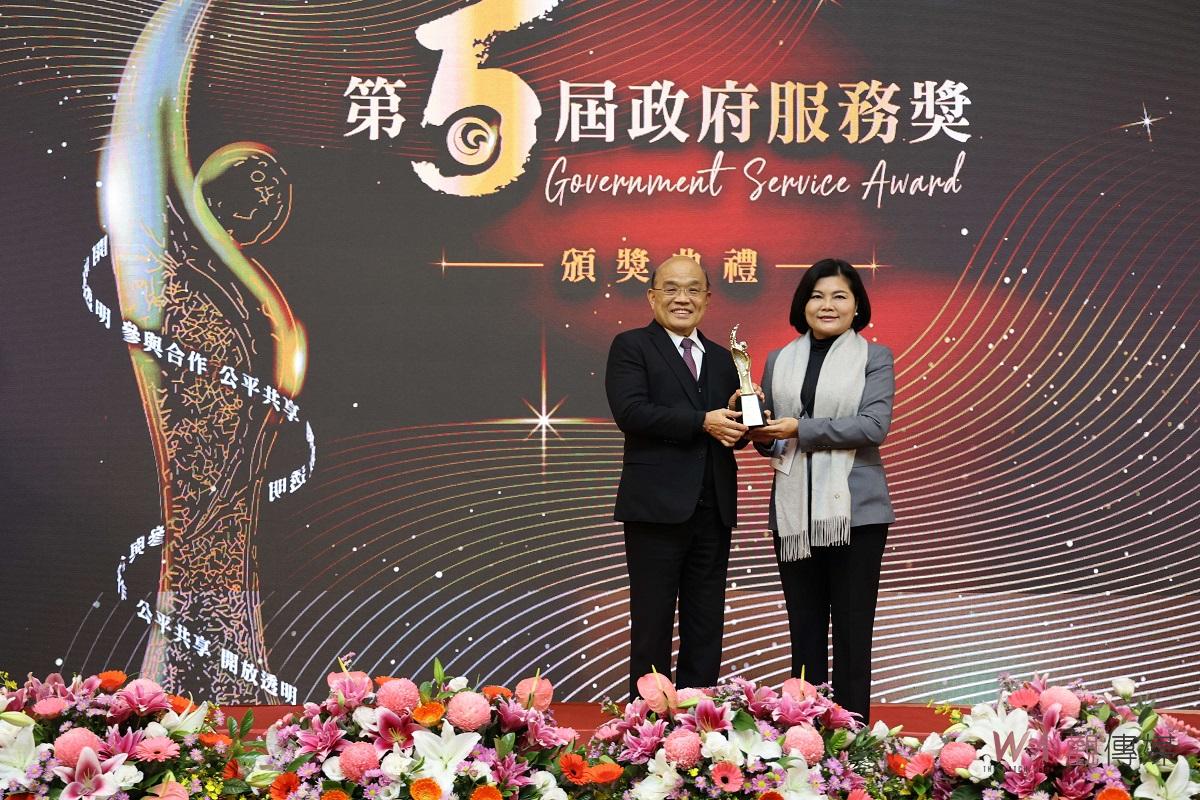 雲林縣榮獲行政院第5屆政府服務獎佳績　張麗善親自帶隊出席頒獎典禮領獎 - https://www.watchmedia01.com