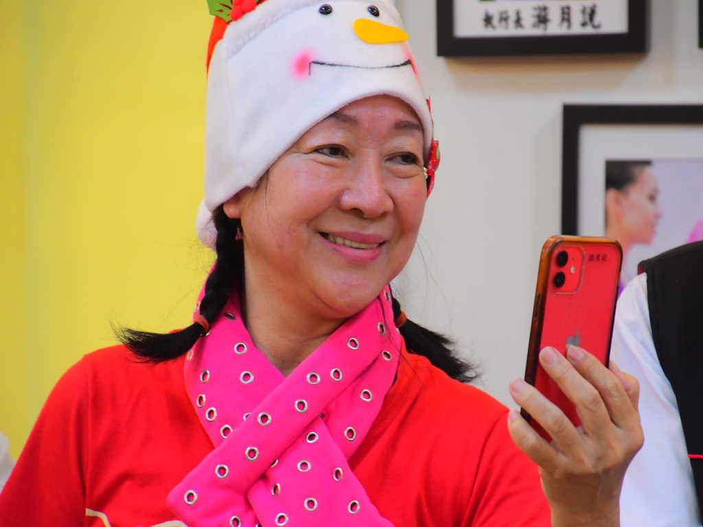 游月說師生舉辦耶誕派對 大滿貫慶功頒獎師生家長一團高興 - https://www.watchmedia01.com