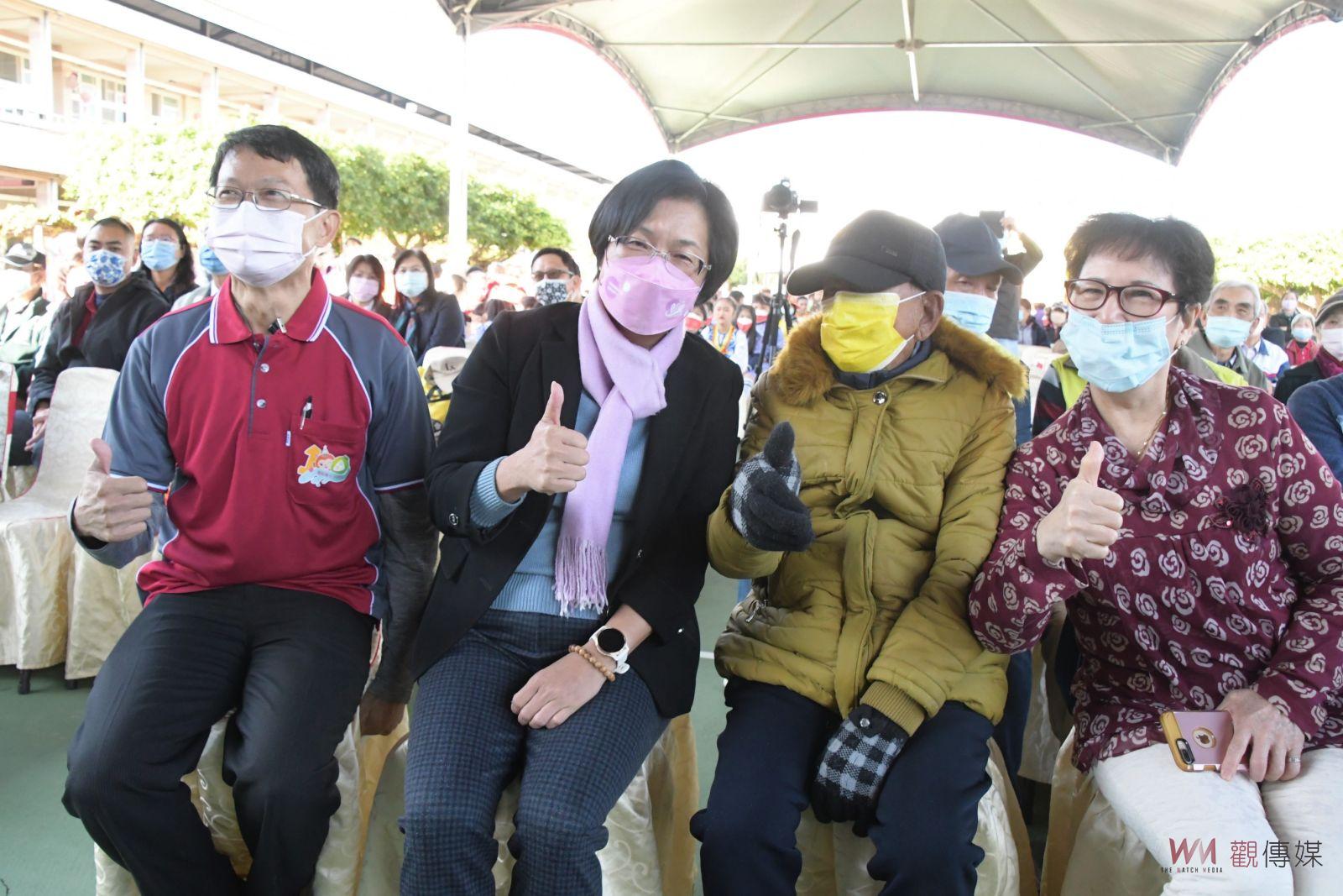 影／二水源泉國小走過一世紀　105歲校友同賀100歲生日快樂 - https://www.watchmedia01.com