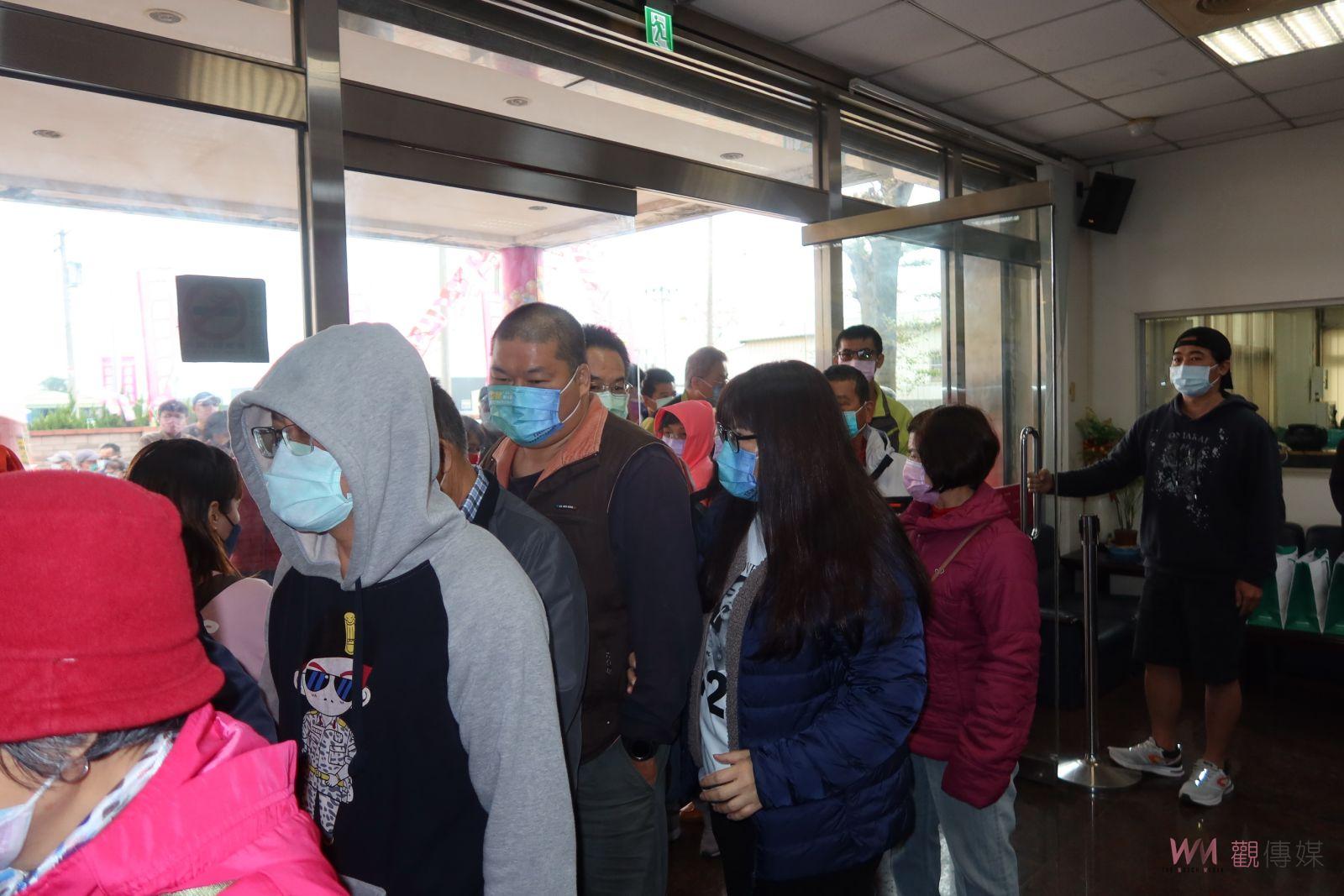 影／搶寒流商機！鱷魚牌原廠廠拍主打保暖、戶外旅遊服飾 - https://www.watchmedia01.com