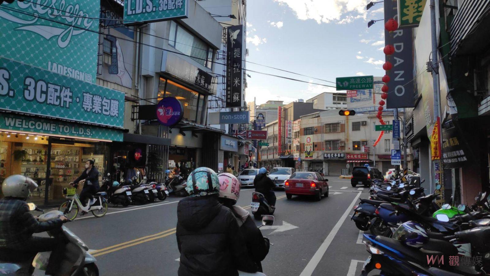 影／佛眼望去盡是　開化寺前民族路兩側地價最高蟬聯地王 - https://www.watchmedia01.com