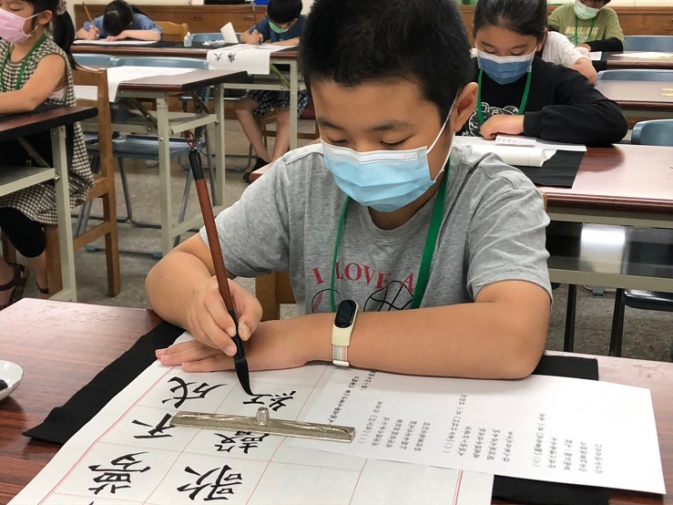 大墩盃學生書法比賽 吉祥物「兔飛」陪伴學子精進書藝 - https://www.watchmedia01.com