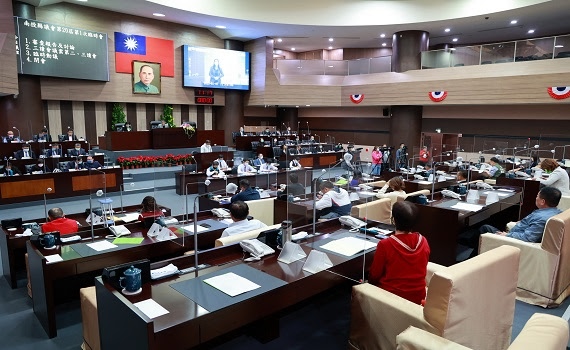 議會臨時會閉幕 許縣長強調一定保障民眾權益 - https://www.watchmedia01.com