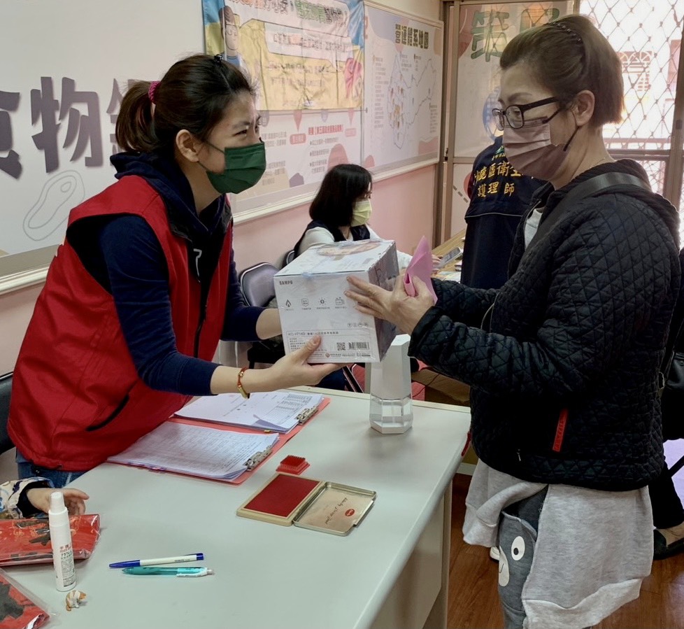 中市食物銀行提前發放　年節加碼溫暖1千戶家庭 - https://www.watchmedia01.com