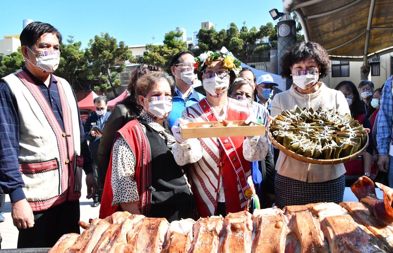 影／原汁原味！彰縣原住民新春團拜　王惠美著上傳統服裝勁歌熱舞 - https://www.watchmedia01.com