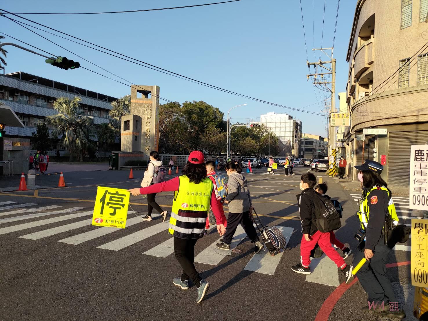 影／安全上學去！開學首日彰警八警分局同步執行護童專案勤務 - https://www.watchmedia01.com
