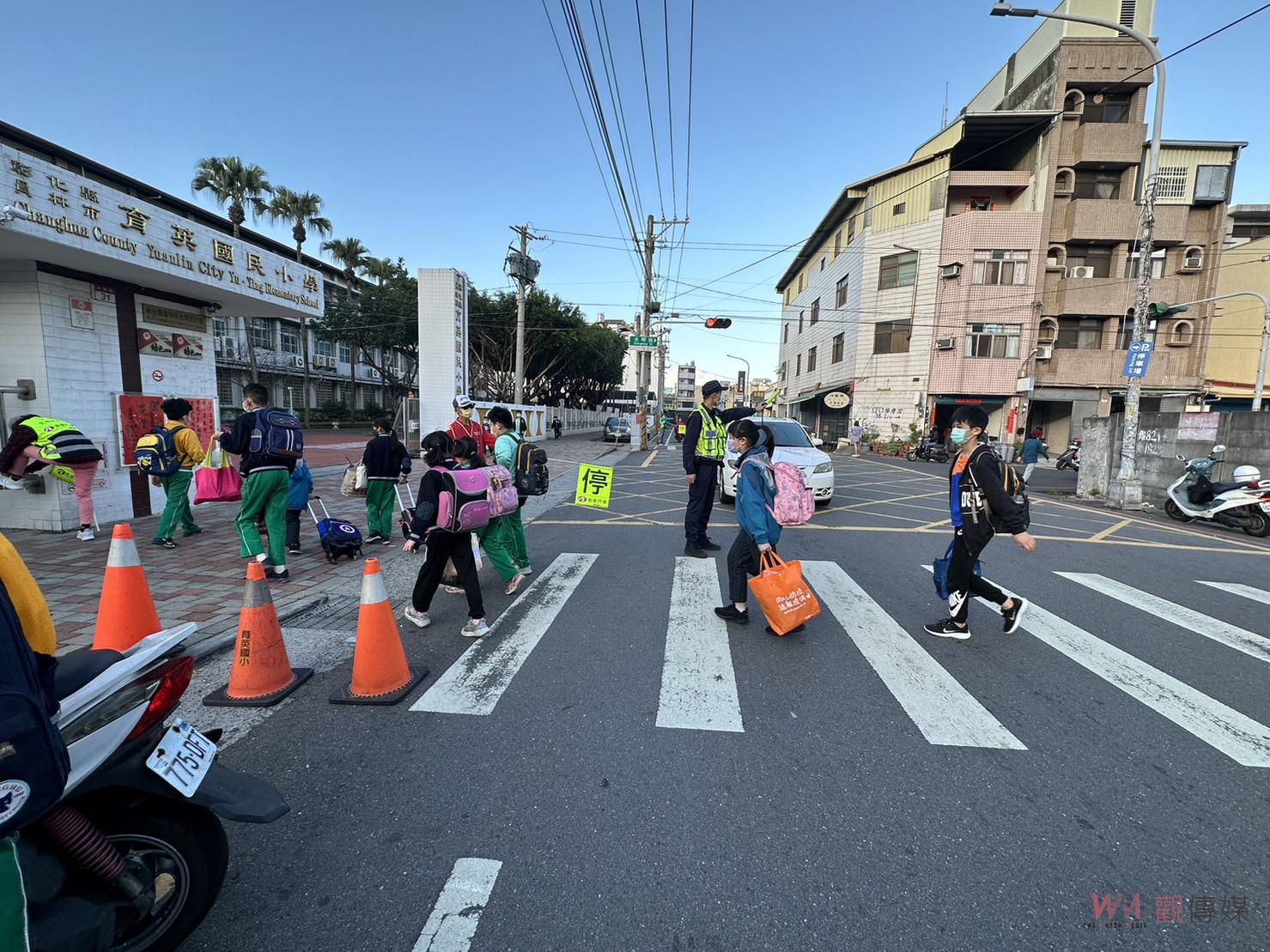 影／安全上學去！開學首日彰警八警分局同步執行護童專案勤務 - https://www.watchmedia01.com