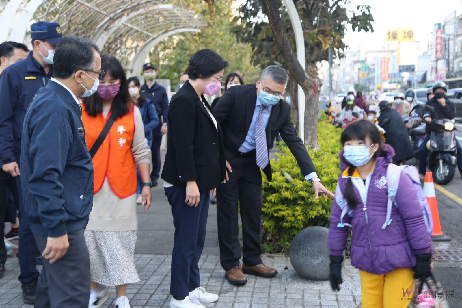 影／校園防疫不鬆懈！開學首日彰化縣長王惠美關心開學校園防疫情形 - https://www.watchmedia01.com