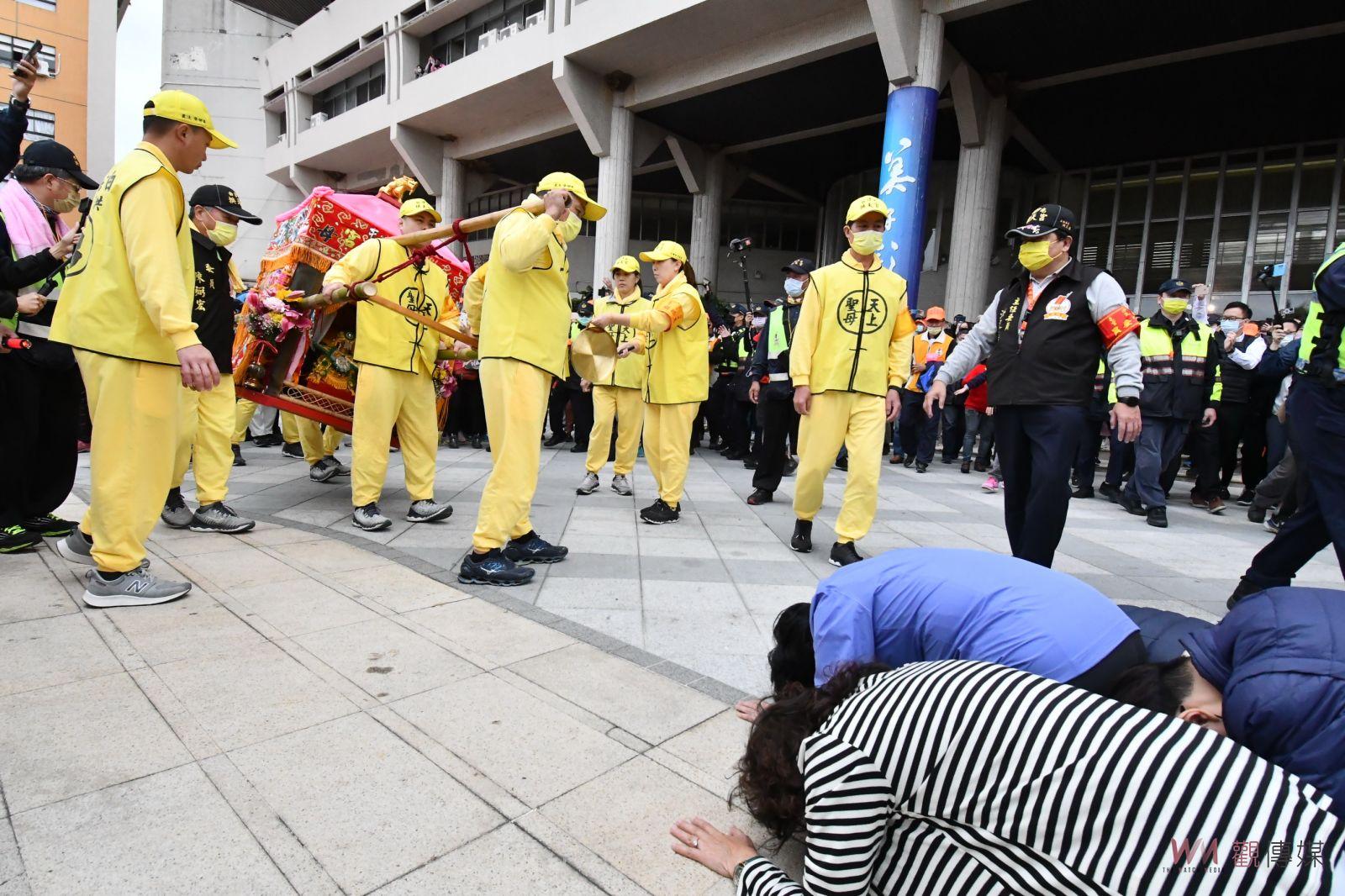 影／情人節「粉紅超跑」駐駕彰化縣政府　王惠美；媽祖媽祖我愛您！ - https://www.watchmedia01.com