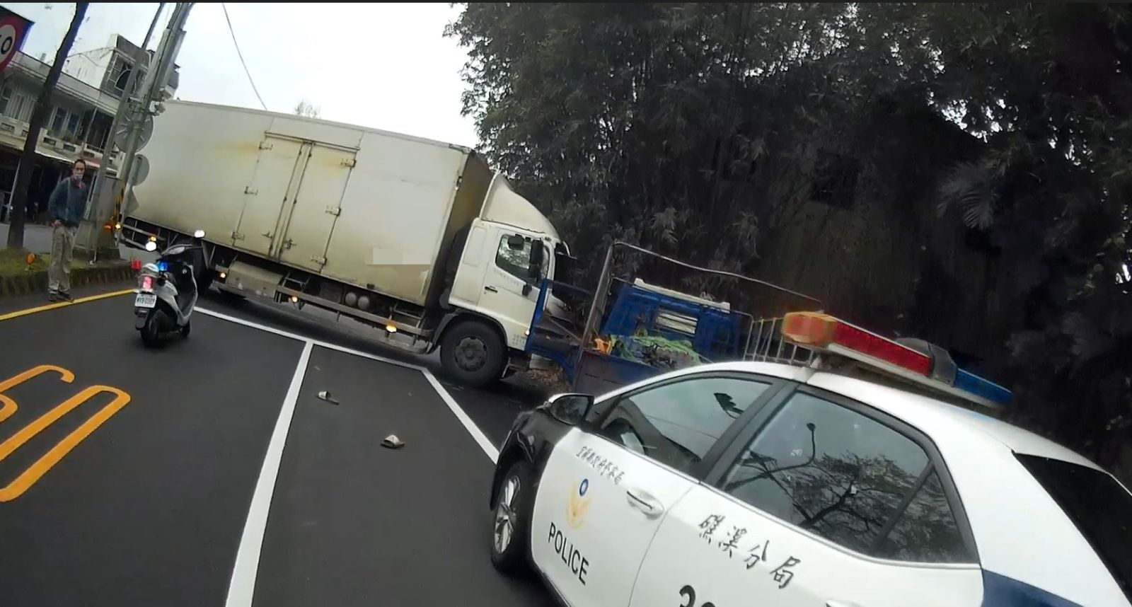 賊星該敗偷兒栽了 竊嫌這樣被逮 - https://www.watchmedia01.com