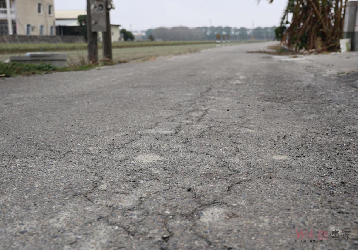 東勢月眉村庄內道路年久失修　張麗善會勘：月興宮廟前廣場、廟旁巷子銜接段路一併改善 - https://www.watchmedia01.com