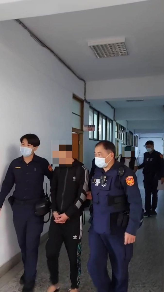 影／沉迷博弈！簽下485萬元本票「人遭押走」彰化警神救援 - https://www.watchmedia01.com