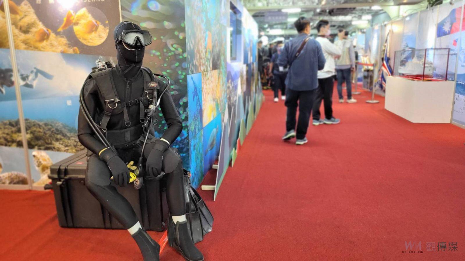 海軍敦睦艦隊10日高雄港登場　吸引不少民眾登艦參觀 - https://www.watchmedia01.com