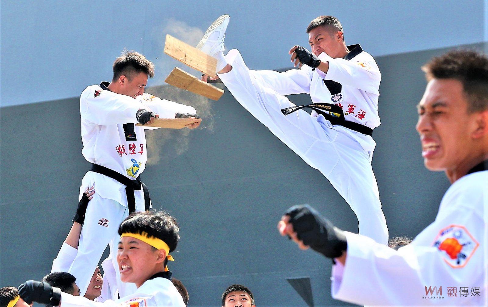 海軍敦睦艦隊10日高雄港登場　吸引不少民眾登艦參觀 - https://www.watchmedia01.com