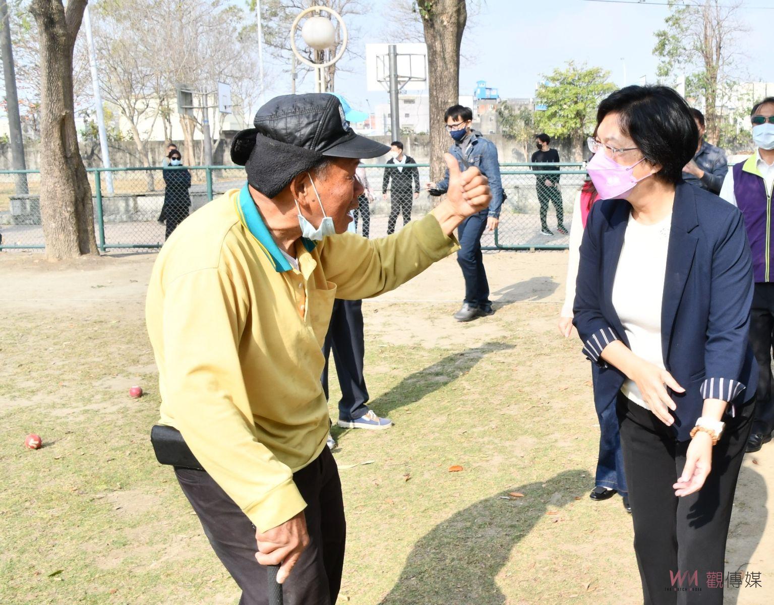影／伸港國中校區溜冰場場地失修多處裂痕、破損　縣府出手整修 - https://www.watchmedia01.com