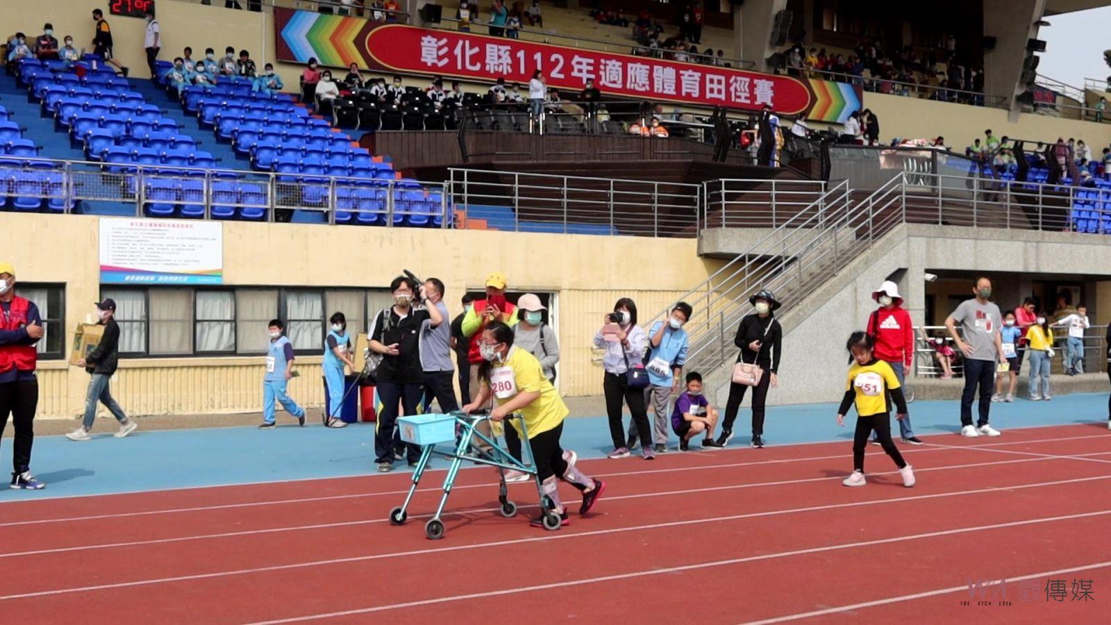 影／加油！您們是最棒的！適應體育田徑賽選手在運動場域展現自己 - https://www.watchmedia01.com