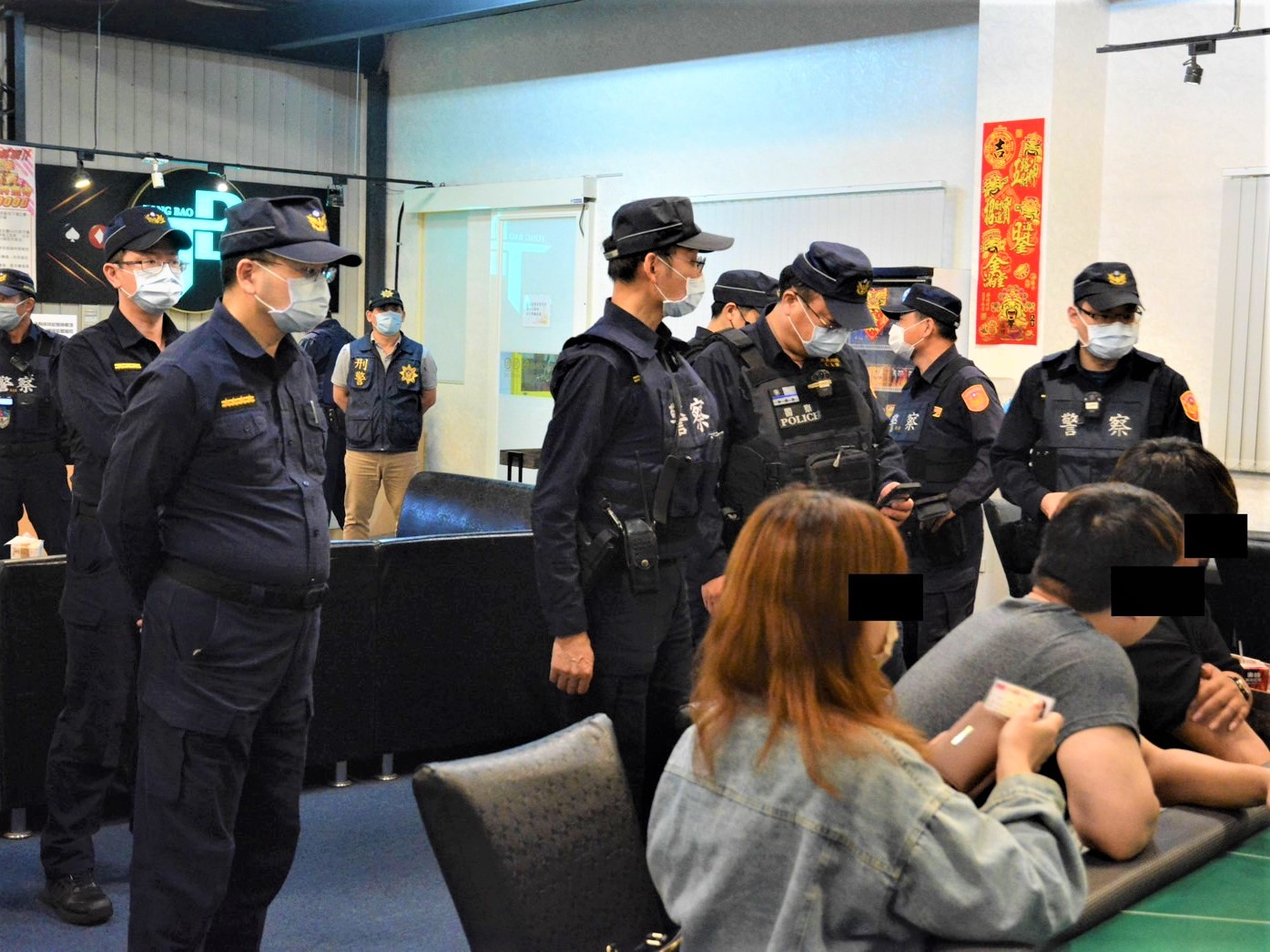 警威力掃蕩無假日　臨檢查獲毒品案及毒品通緝犯 - https://www.watchmedia01.com
