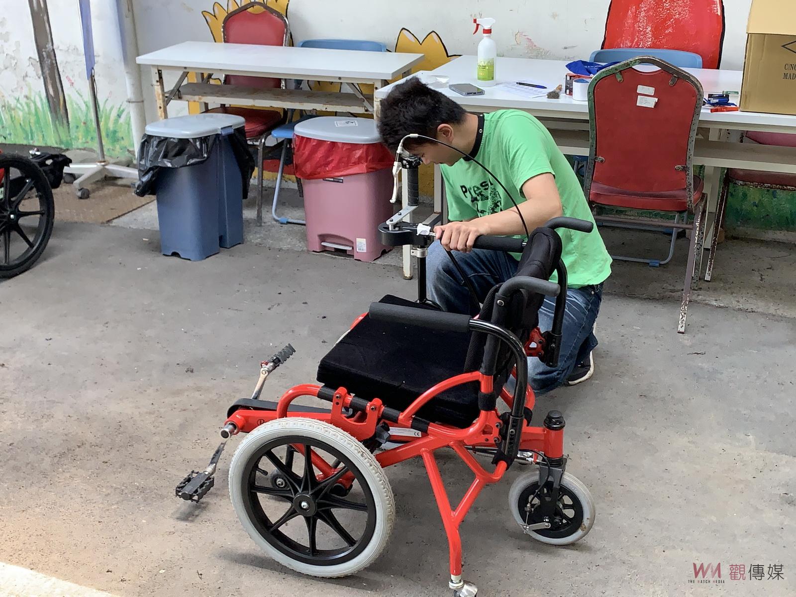 善心工匠！中彰榮家住民保養及維修輪椅腳踏車　再也不必擔心顧路 - https://www.watchmedia01.com